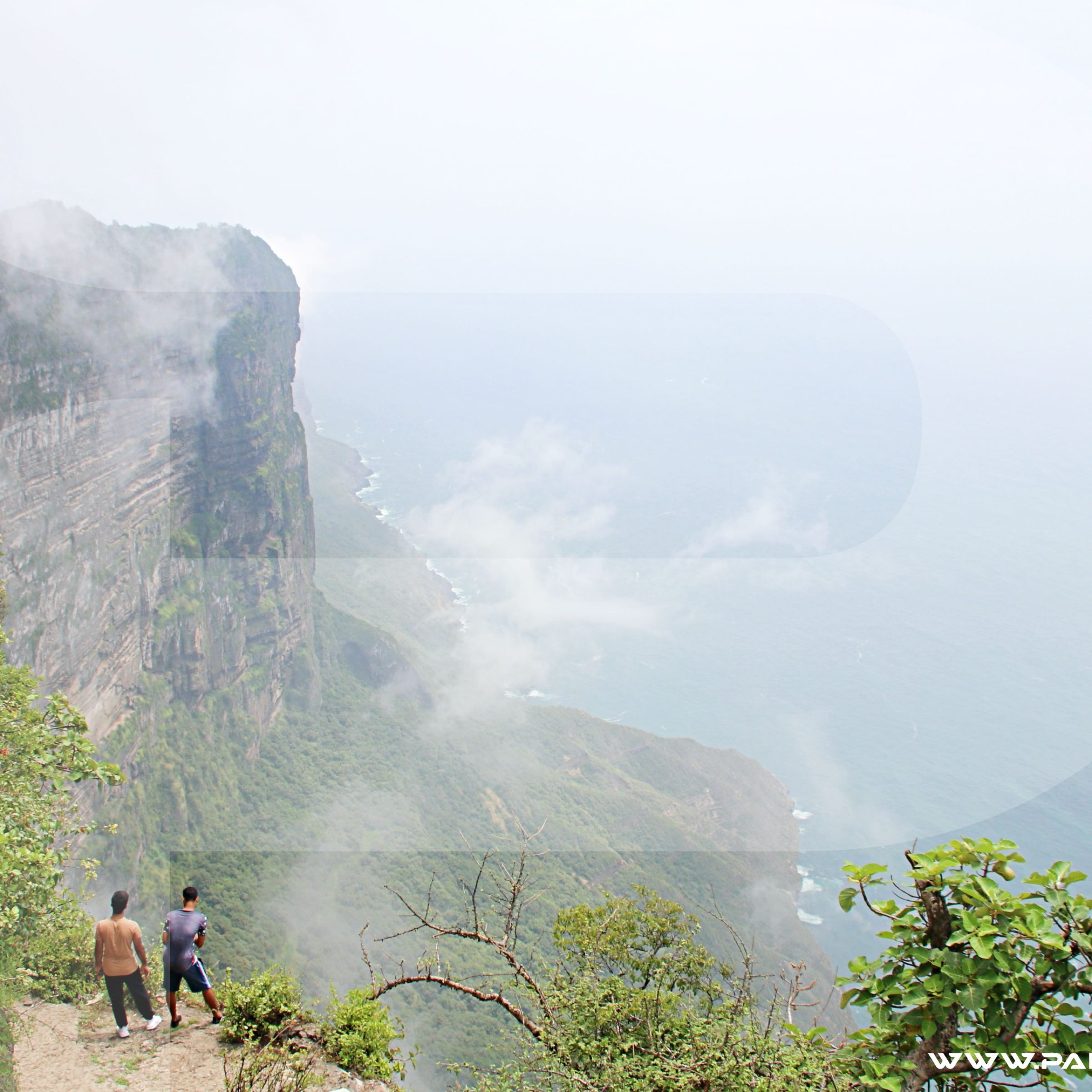 DISCOVER THE SECRETS OF THE MOON MOUNTAIN