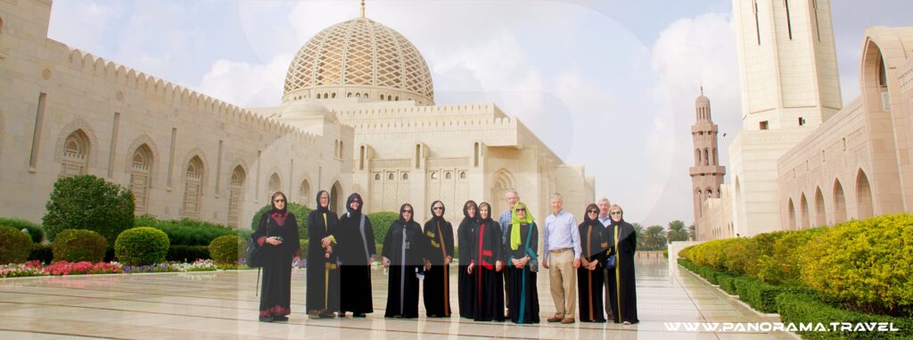 Dress Code Grand Mosuw